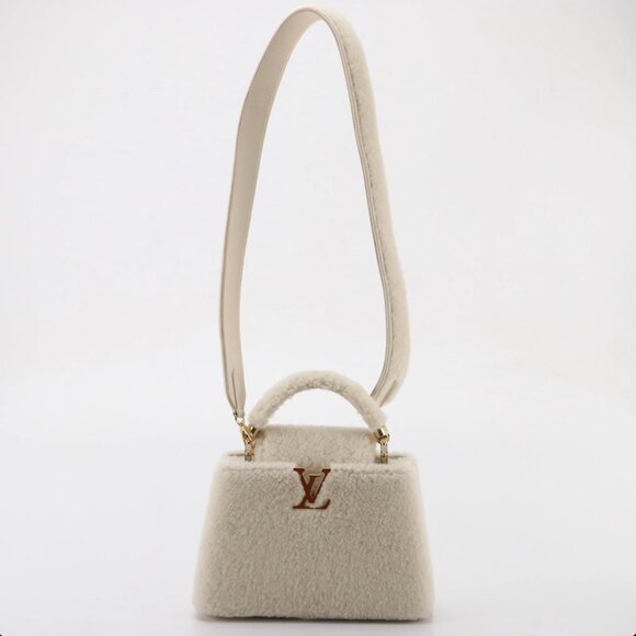 Louis Vuitton White Shearling BB Capucines Bag - Picture 2 of 14